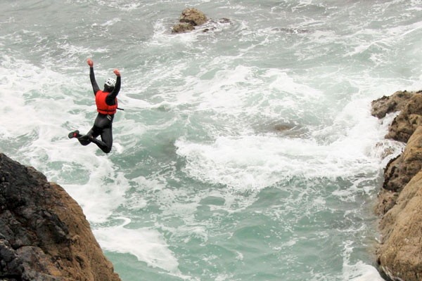 Coasteering Coasteering