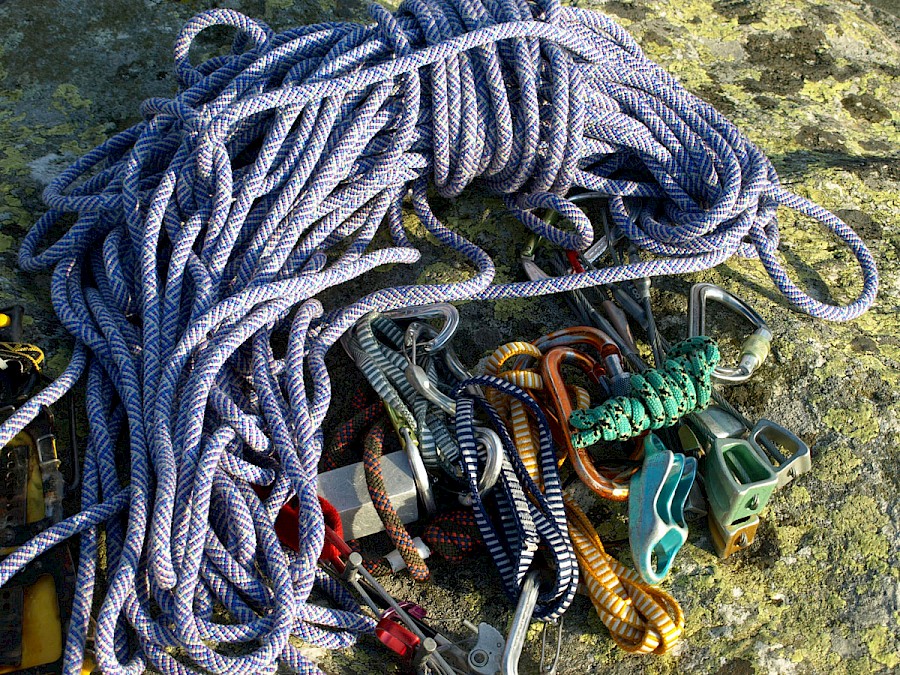 Intro rock climbing course. Snowdonia